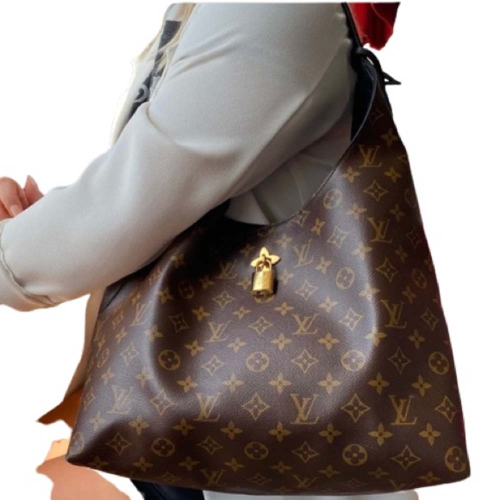🖤 DISCONTINUED 🖤 Louis Vuitton Flower Hobo - Picture 2 of 14